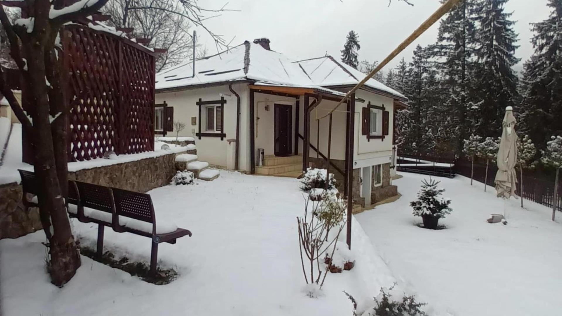 Вілла Casa Tihna Беїле-Оленешті Екстер'єр фото